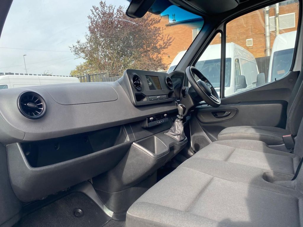 Mercedes Benz Sprinter