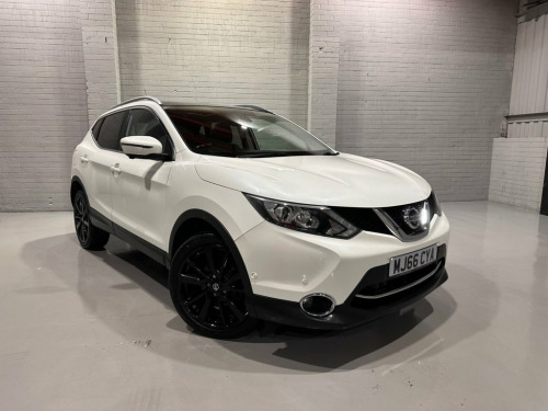 Nissan Qashqai  1.6 dCi Tekna SUV 5dr Diesel XTRON 2WD Euro 6 (s/s 