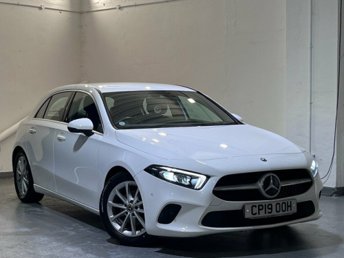 Mercedes-Benz A-Class  1.3 A 180 SPORT EXECUTIVE 5d 135 BHP Huge Specific