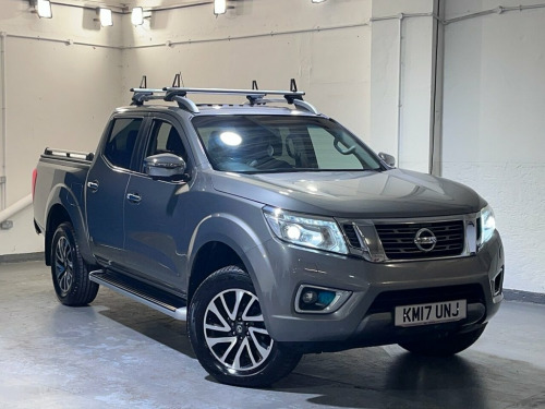 Nissan Navara  2.3 dCi Tekna Pickup Double Cab 4dr Diesel Auto 4W