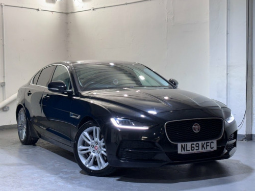 Jaguar XE  2.0 D180 SE Saloon 4dr Diesel Auto Euro 6 (s/s) (1