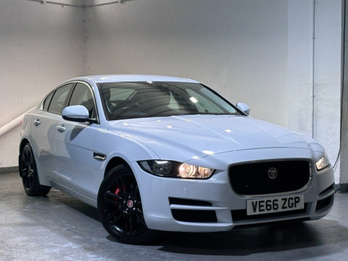 Jaguar XE  2l 4d  AUTO  197 BHP Fantastic Finance Deals