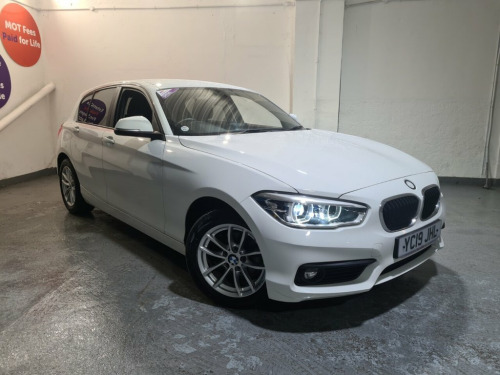 BMW 1 Series  1.5 116d SE Business Hatchback 5dr Diesel Manual E