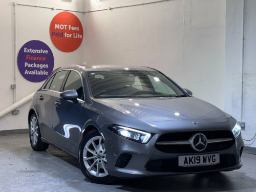 Mercedes-Benz A-Class  1.5 A180d Sport (Executive) Hatchback 5dr Diesel 7