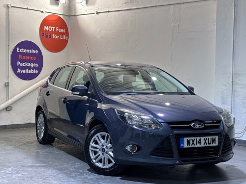 Ford Focus  1.0T EcoBoost Titanium Hatchback 5dr Petrol Manual