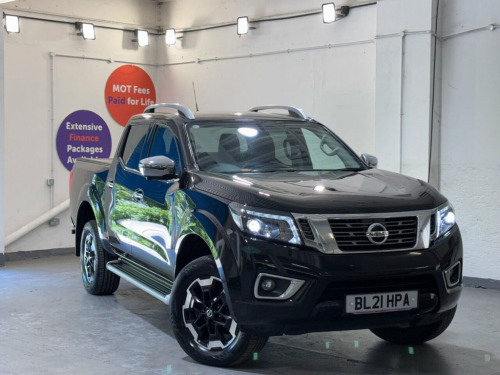 Nissan Navara  2.3 dCi Tekna Pickup Double Cab 4dr Diesel Auto 4W