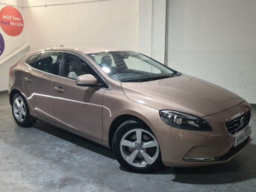 Volvo V40  1.6 T2 SE Hatchback 5dr Petrol Manual Euro 5 (s/s)