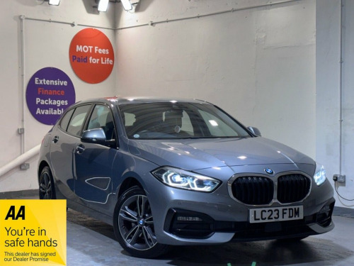 BMW 1 Series  1.5 118i Sport (LCP) Hatchback 5dr Petrol DCT Euro