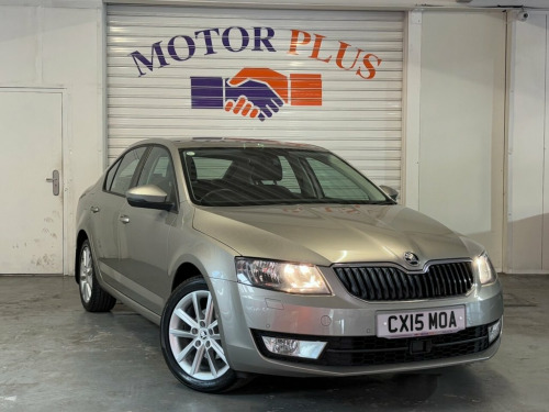 Skoda Octavia  1.6 TDI Elegance Hatchback 5dr Diesel DSG Euro 5 (