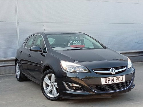 Vauxhall Astra  2.0 CDTi ecoFLEX SRi Hatchback 5dr Diesel Manual E