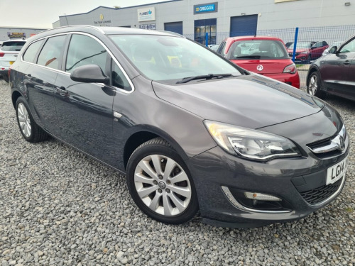 Vauxhall Astra  2.0 CDTi Elite Sports Tourer 5dr Diesel Auto Euro 