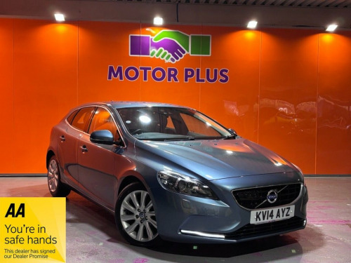 Volvo V40  1.6 D2 SE Lux Nav Hatchback 5dr Diesel Manual Euro 