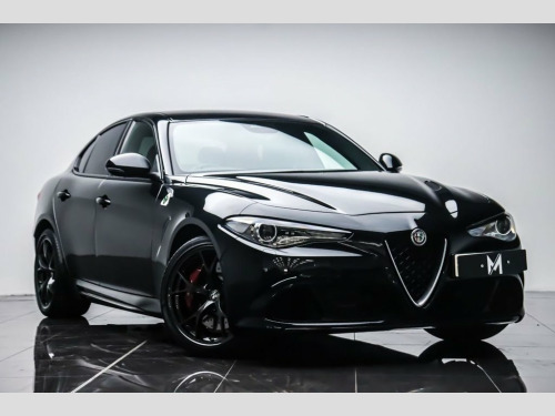 Alfa Romeo Giulia  2.9 V6 Bi-Turbo Quadrifoglio Saloon 4dr Petrol Aut