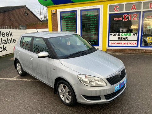 Skoda Fabia  1.2 SE Hatchback 5dr Petrol Manual Euro 5 (69 ps)