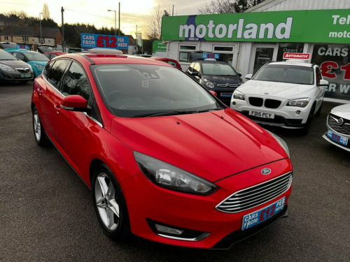 Ford Focus  1.0T EcoBoost Titanium Hatchback 5dr Petrol Manual