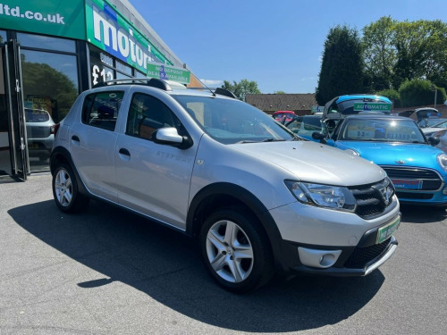 Dacia Sandero Stepway  0.9 TCe Ambiance Hatchback 5dr Petrol Manual Euro 