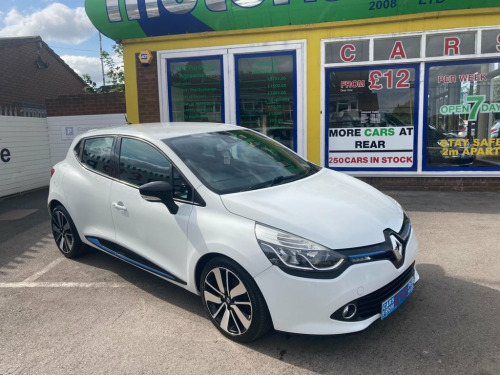 Renault Clio  0.9 TCe Dynamique S MediaNav Hatchback 5dr Petrol 