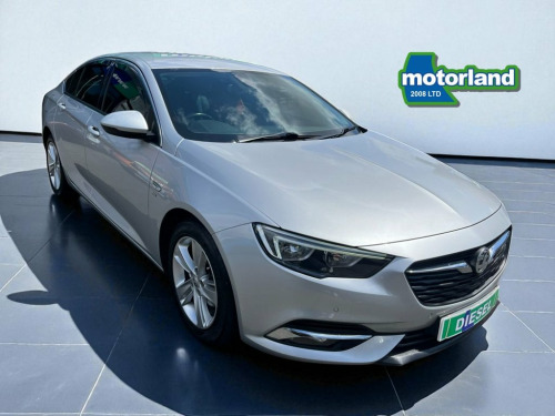 Vauxhall Insignia  1.6 GRAND SPORT SRI NAV ECOTEC 5d 134 BHP ***JUST 