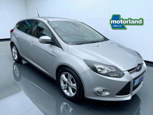 Ford Focus  1.0T EcoBoost Zetec Hatchback 5dr Petrol Manual Eu