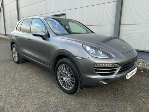 Porsche Cayenne  3.0 TD V6 SUV 5dr Diesel Tiptronic 4WD Euro 5 (s/s