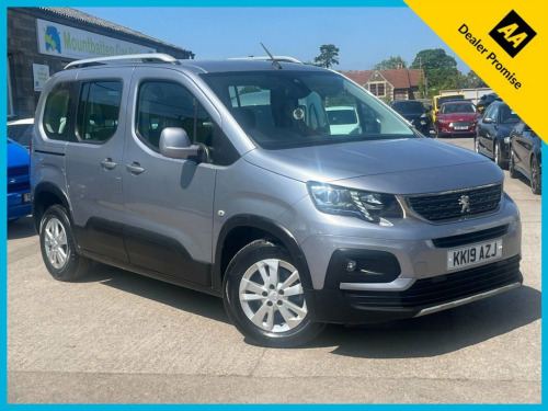Peugeot Rifter  1.2 PureTech Allure Standard MPV 5dr Petrol Manual
