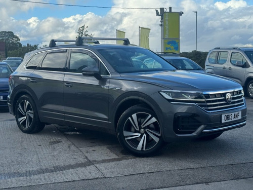 Volkswagen Touareg  3.0 TDI V6 R-Line Tech SUV 5dr Diesel Tiptronic 4M