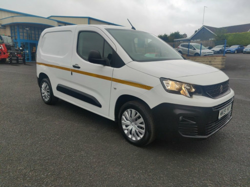 Peugeot Partner  1.6 BlueHDi 1000 Professional Standard Panel Van 5