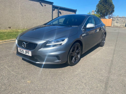 Volvo V40  2.0 D2 R-Design Edition Hatchback 5dr Diesel Manua