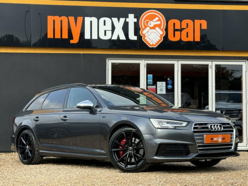 Audi A4  3.0 TFSI S4 QUATTRO 4d 349 BHP PRIVACY GLASS + CRU