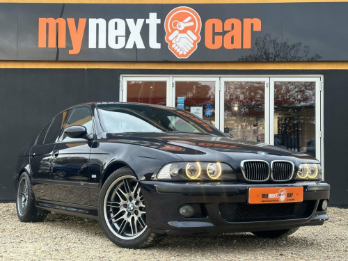 BMW M5  4.9i Saloon 4dr Petrol Manual (346 g/km, 400 bhp) 