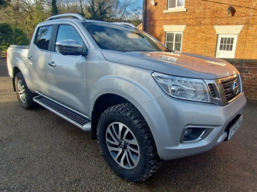 Nissan Navara  2.3 dCi Tekna Pickup Double Cab 4dr Diesel Auto 4W