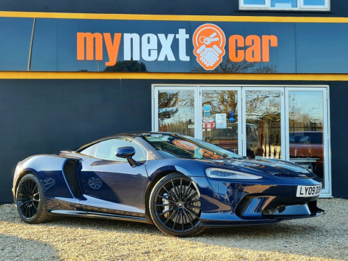 McLaren GT  4l 2d  AUTO  612 BHP  Lifting system, Bowers and W