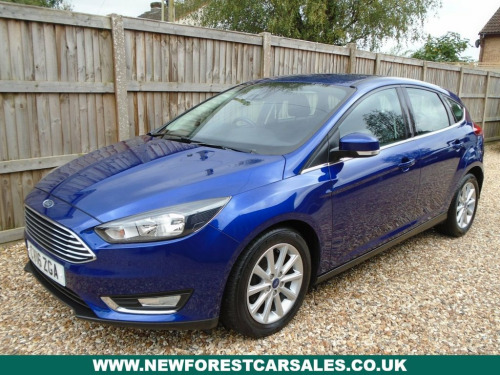 Ford Focus  1.5 TITANIUM TDCI 5 DOOR