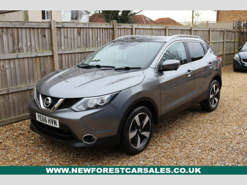 Nissan Qashqai  1.5 dCi N-Connecta SUV 5dr Diesel Manual 2WD Euro 