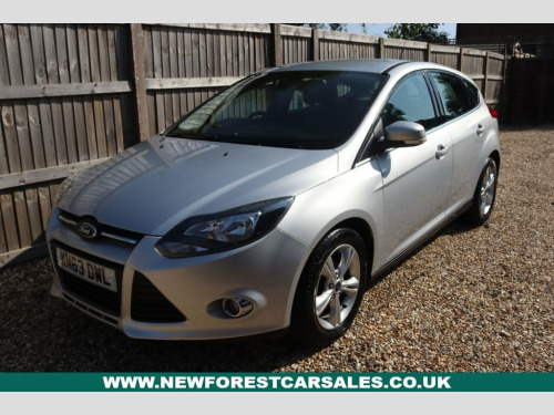 Ford Focus 1.0 ZETEC 5 DOOR