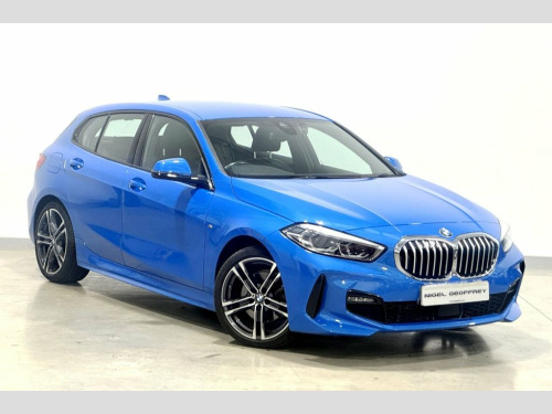 BMW 1 Series  BMW 1 Series 1.5 118i M Sport Hatchback 5dr Petrol 