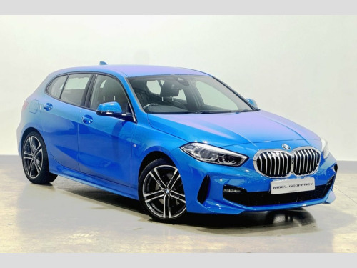 BMW 1 Series  BMW 1 Series 1.5 118i M Sport Hatchback 5dr Petrol