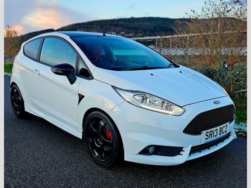 Ford Fiesta  1.6T EcoBoost ST-2 Hatchback 3dr Petrol Manual Eur