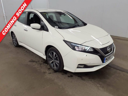 Nissan Leaf  40kWh Acenta Hatchback 5dr Electric Auto (150 ps)