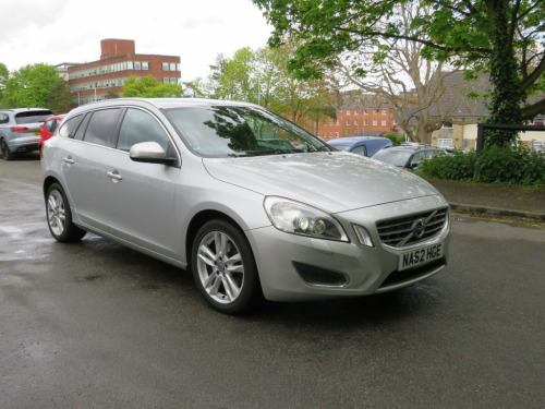 Volvo V60  1.6 D2 SE LUX 5d 113 BHP HEATED SEATS REAR PARKING
