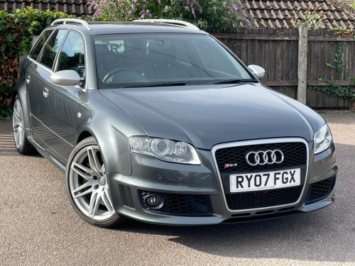 Audi A4  4.2 RS4 QUATTRO 5d 420 BHP