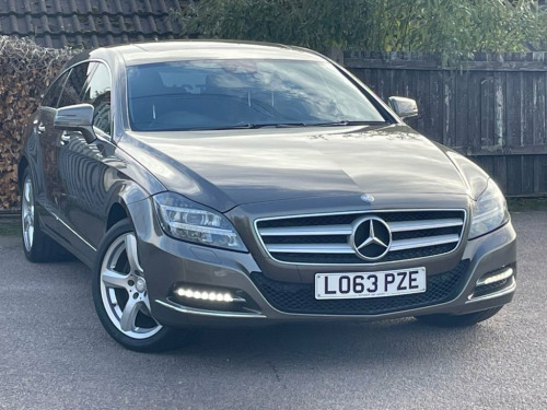 Mercedes-Benz CLS-Class CLS350 3.0 CLS350 CDI V6 Shooting Brake 5dr Diesel G-Tron 