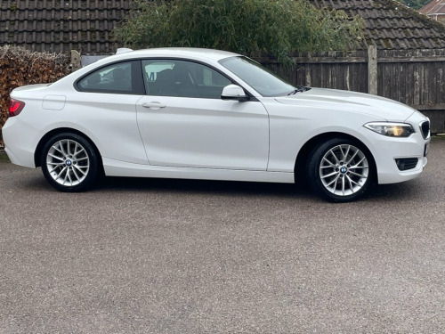 BMW 2 Series  2.0 218d SE Coupe 2dr Diesel Manual Euro 6 (s/s) (