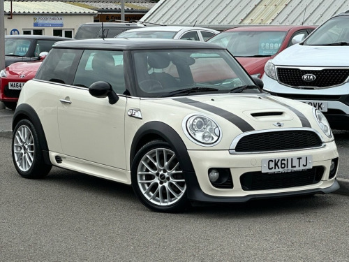 MINI Hatch  2.0 COOPER SD 3d 141 BHP