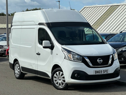 Nissan NV300  1.6 DCI TEKNA L2H2 P/V 124 BHP