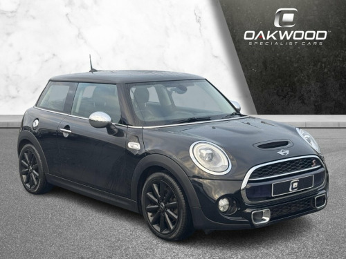 MINI Cooper  2.0 3dr Diesel Manual Euro 6 (s/s) (170 ps)