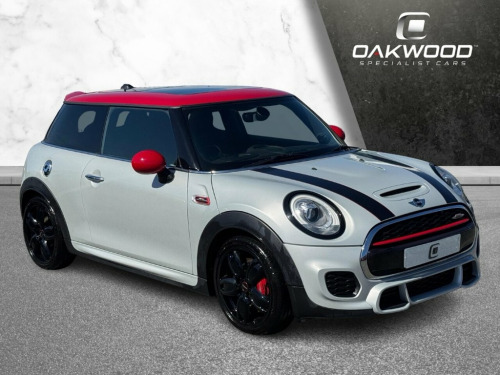 MINI Hatch  2.0 3dr Petrol Auto 8 Spd Euro 6 (s/s) (231 ps)