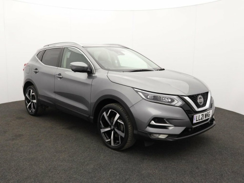 Nissan Qashqai  1.3 DIG-T N-Motion SUV 5dr Petrol Manual Euro 6 (s