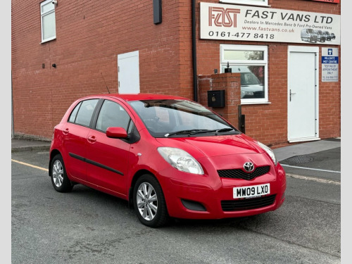 Toyota Yaris  1.3 DUAL VVT-I TR HATCHBACK PETROL MANUAL EURO 4 1