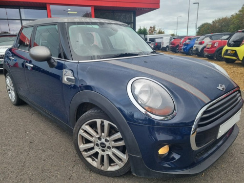 MINI Hatch  1.5 Cooper Seven Hatchback 5dr Petrol Manual Euro 